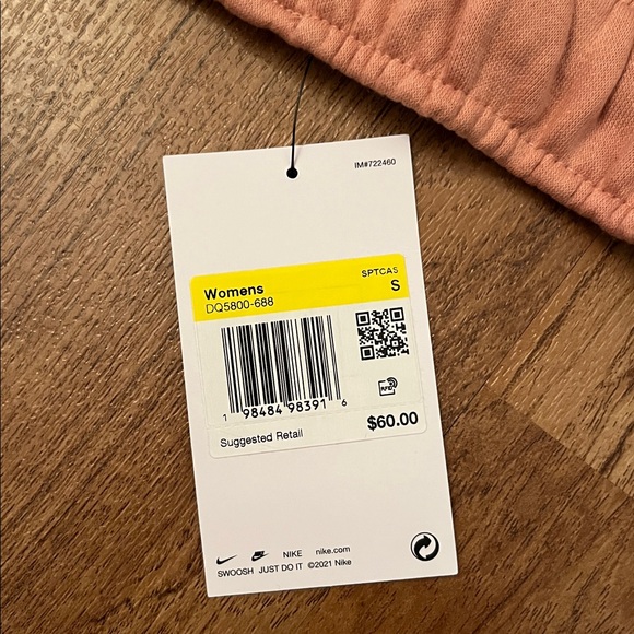 NWT Nike Sportswear Oversized Club Fleece Sweatpants - Picture 9 of 9